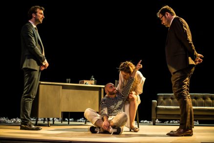 On purge bébé de Feydeau par la Compagnie Viva, photo de scène