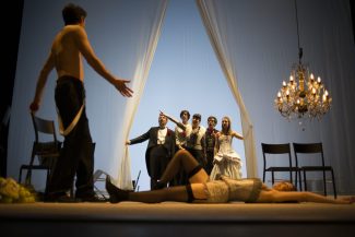 Un Fil à la patte de Feydeau par la Compagnie Viva, photo de scène