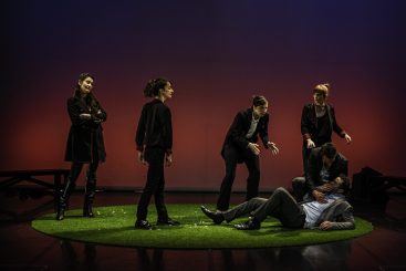 Beaucoup de bruit pour rien de Shakespeare par la Compagnie Viva, photo de scène