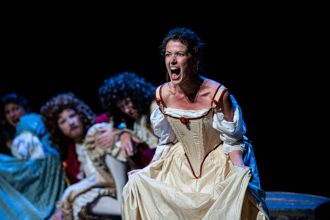 L'Impromptu de Versailles de Molière par la Compagnie Viva, photo de scène